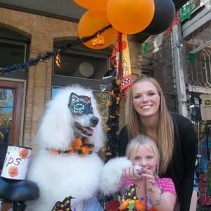 Meet your Posher, Lacey